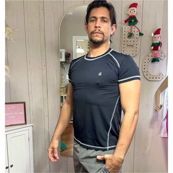 Camiseta Masculina de Manga - Preto com Costura Branca